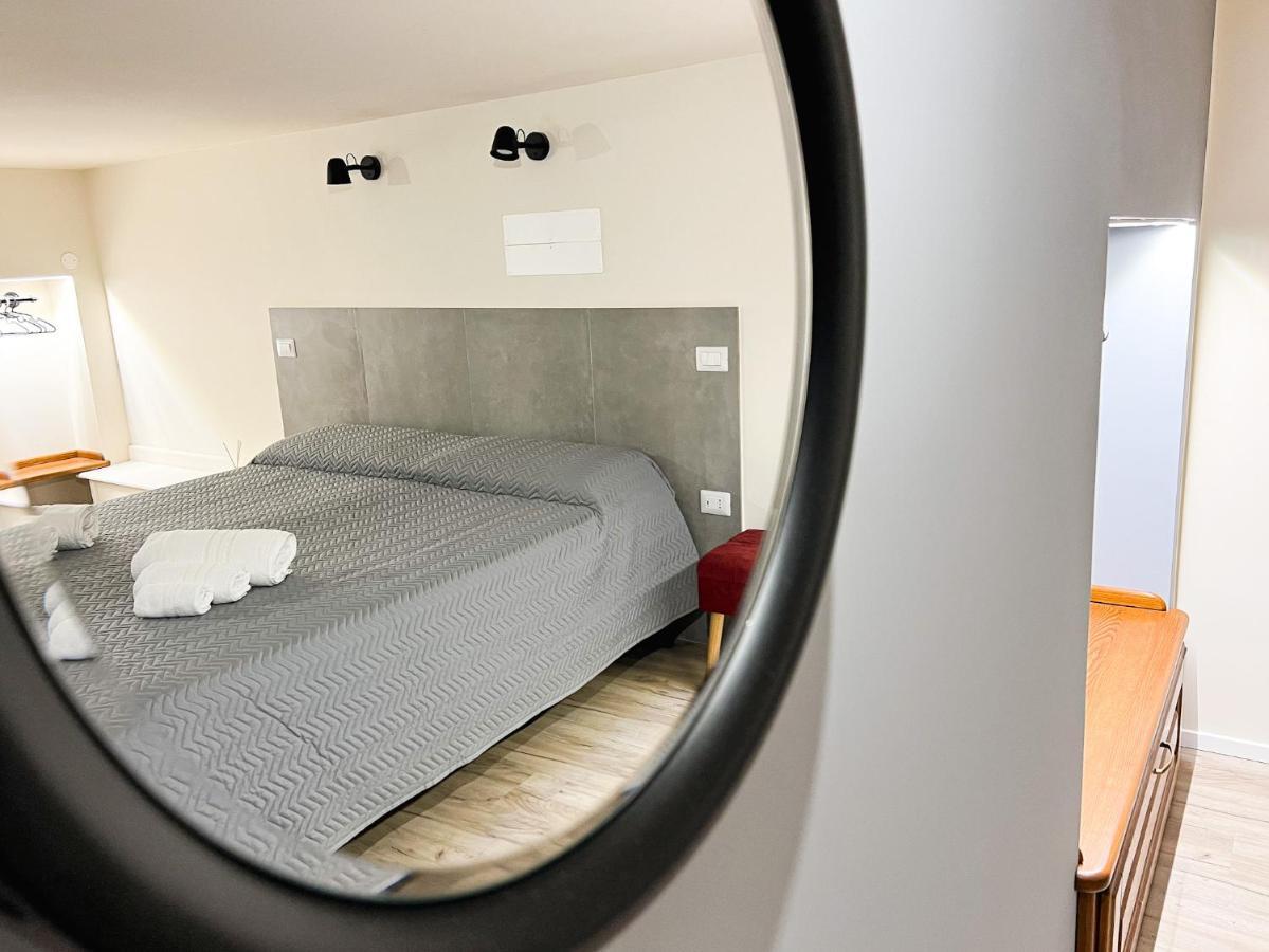 Al 115 Rooms 칼리아리 외부 사진