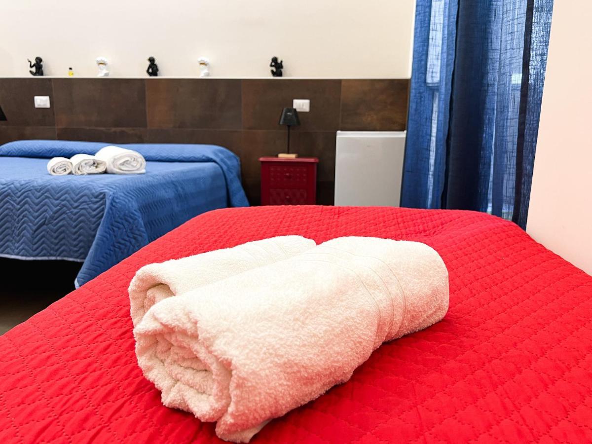 Al 115 Rooms 칼리아리 외부 사진
